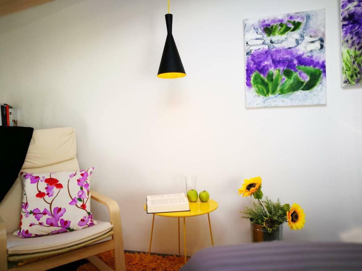Cres Art Studio Kuning Apartment Экстерьер фото