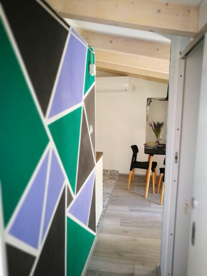Cres Art Studio Kuning Apartment Экстерьер фото